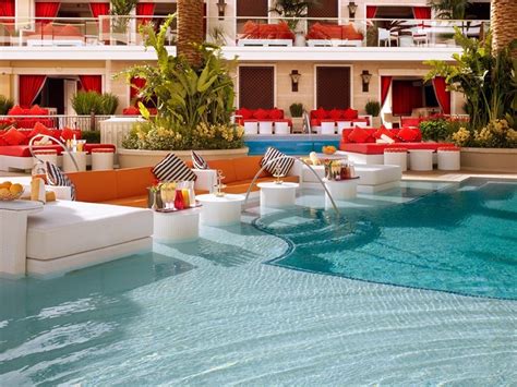 encore beach club cabana